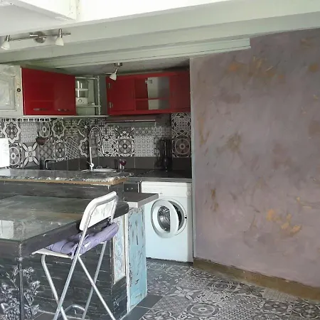 Ravissant Au Bord De L'hérault *